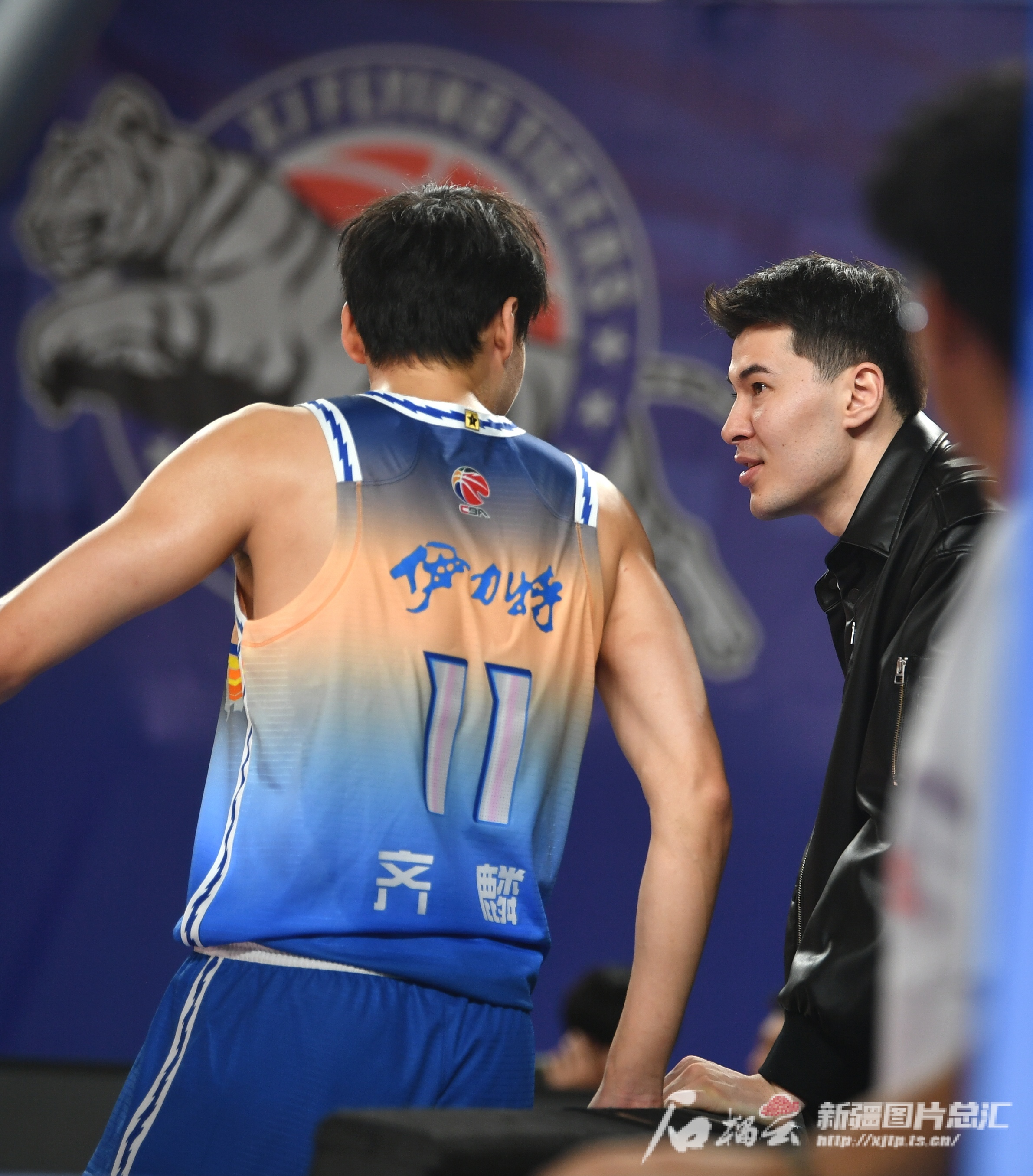 徐杰三双广东险胜北控郭昊文24分同曦胜新疆