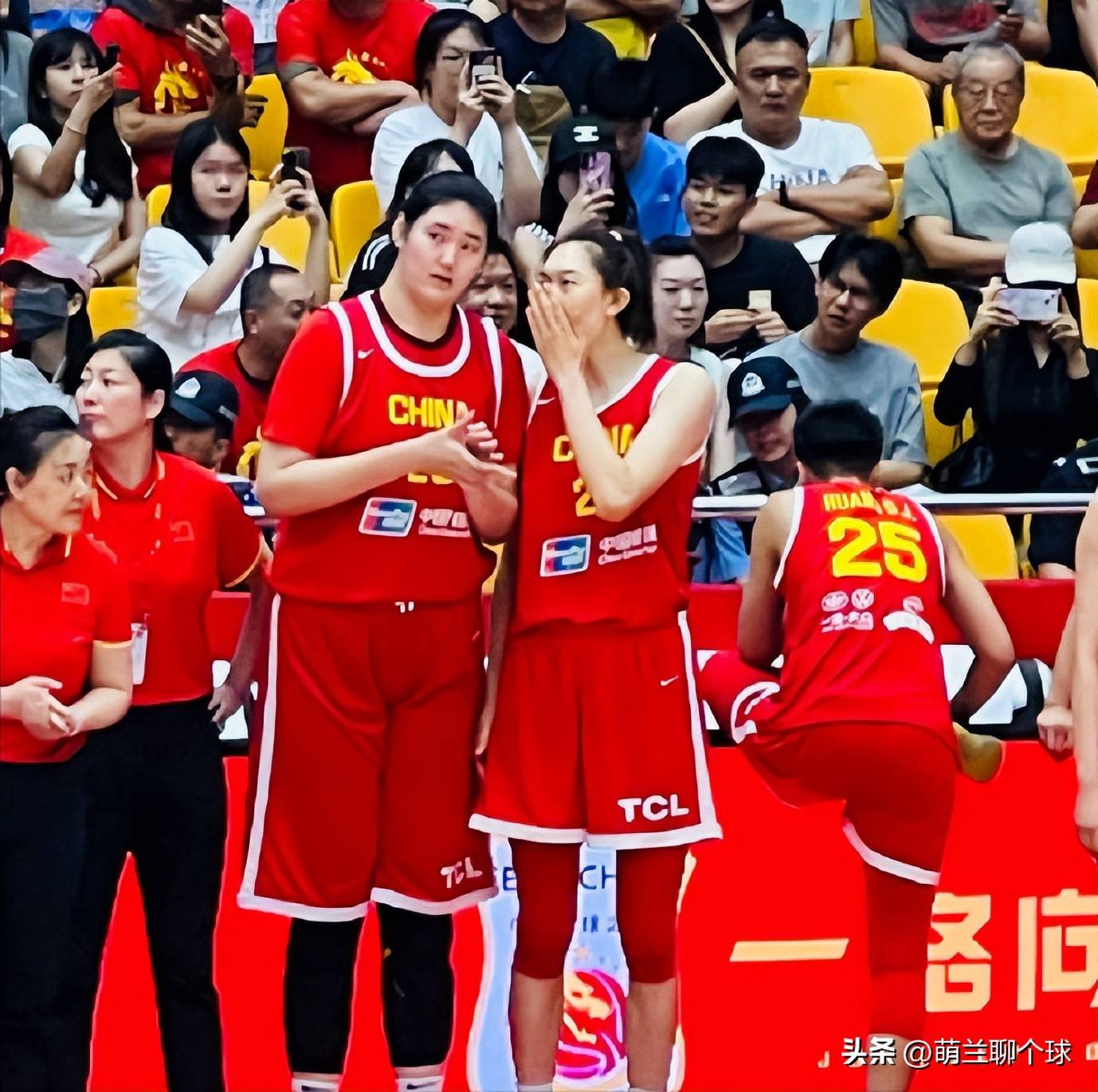 女篮半决赛中战术未能实施，宫鲁鸣在场边：把球给张子宇的简单介绍