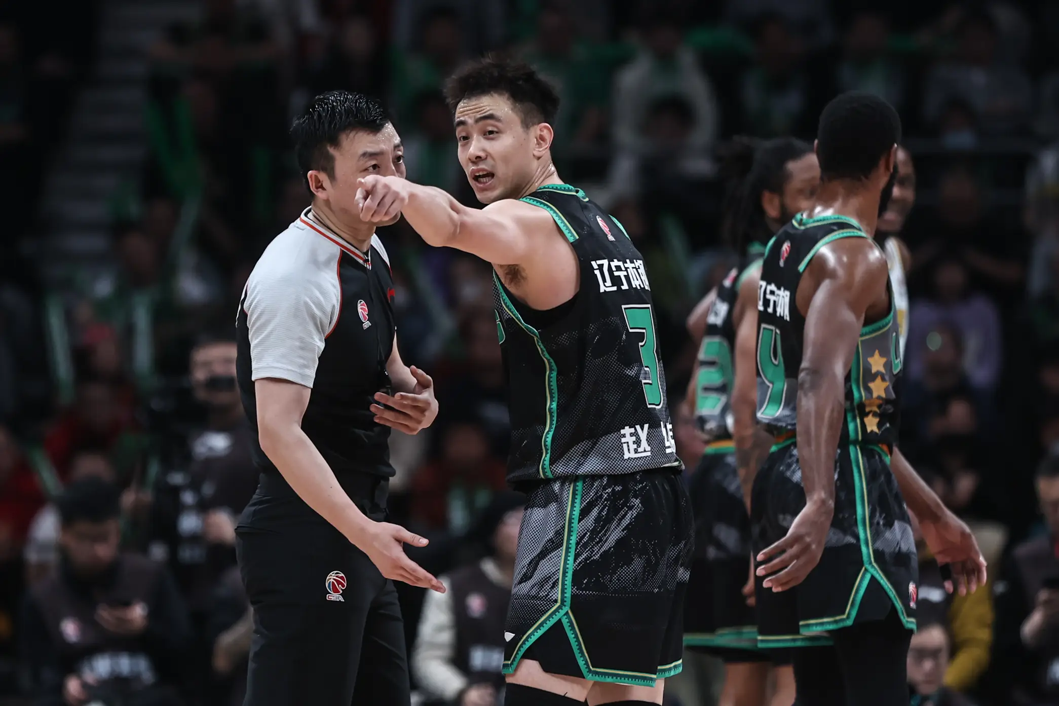关于辽宁男篮以大比分击败浙江队的信息